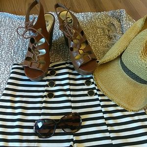 By Guess platform shoes